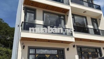 nhà mới - sổ riêng xây dựng- có thang máy giá rẻ