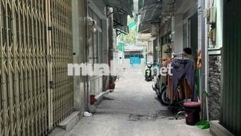 Bán Gấp Căn Nhà Ngay Chân Cầu Tạ Quang Bửu Bình Hưng Bình Chánh TPHCM