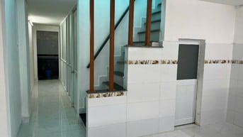 BÁN NHÀ ĐƯỜNG PHAN VĂN TRỊ, PHƯỜNG 2, QUẬN 5, VỊ TRÍ ĐẸP, GIÁ TỐT