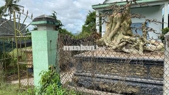 Bán đất kèm Nhà cấp 4 mặt tiền đường lớn hướng Phổ An đi cửa biển Mỹ Á