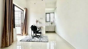 phòng cho thuê bancol cửa sổ trời thoáng phường 5 gần Văn Lang, IUH