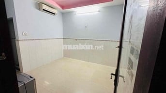 PHÒNG TRỌ GIÁ RẺ - BÌNH TÂN - CÒN 1 PHÒNG