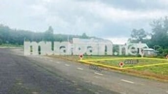 nhà em muốn bán miếng đất 200m2 có thổ cư giá 340tr mặt tiền đường