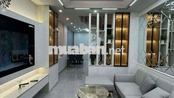 SIÊU PHẨM! VIP CẦU GIẤY, Ô TÔ GẦN, 2 THOÁNG, Ở SƯỚNG, TIỆN ÍCH ĐẦY ĐỦ