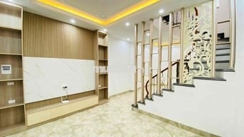 HÀNG HIẾM! SIÊU PHẨM CẦU GIẤY, 6 TẦNG, GẦN PHỐ, 2 THOÁNG, KINH DOANH