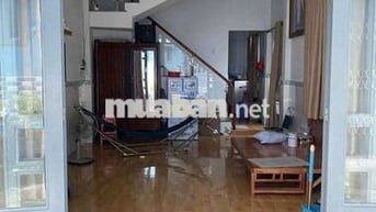 Nhà bán 4x10 1 trệt 1 lầu đường 5m thông