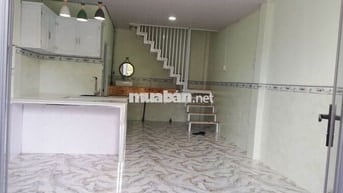 Nhà một trệt, một gác suốt 28m2, 2 phòng ngủ, Tân Thạnh Đông, Củ Chi