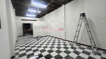 Cho thuê nhà 4,5x18 Trệt 1 Lầu Trống Suốt Quận 1
