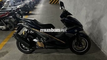 Chính chủ cần bán xe NVX 155 xanh đen 2018