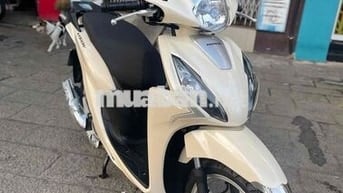 Vision Bản Cao Cấp Bánh Lớn Chính Chủ 12/2023