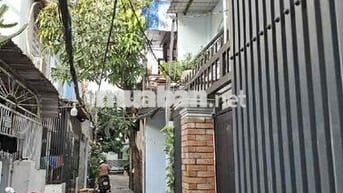Bán Nhà Phạm Văn Bạch - DT lớn Giá học sinh :))