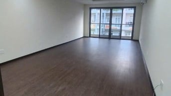 Cho thuê nhà phố Him Lam 5x20 có thang máy giá 55T/tháng 