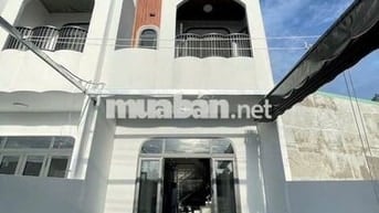 Ngộp bank –  Bán nhà 1 trệt 1 lầu gần chợ Thạnh Phú