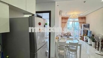 Cho thuê lại căn hộ 2pn 2wc full nội thất liền kề trung tâm quận 7
