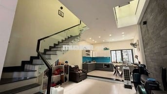 NHÀ 3 TẦNG MẶT TIỀN 85m2 .3 PN ,3WC. HIỆP BÌNH CHÁNH ,THỦ ĐỨC.