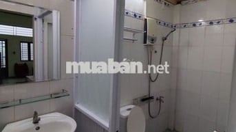 Nhà cho thuê khu vực Hàng Xanh