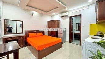 Căn hộ đường Lưu Nhân Chú - gần công viên Lê Thị Riêng