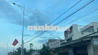 148m2 Mặt tiền tỉnh lộ 52, xây nhà làm sân vườn, sổ đỏ đầy đủ