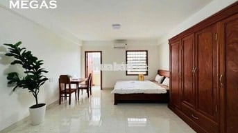 CHO THUÊ CĂN HỘ BAN CÔNG RIÊNG SIÊU THOÁNG NGAY CÔNG VIÊN CẦU GIẤY