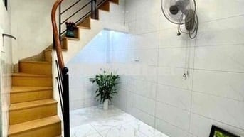 Hot! 2 tỷ có nhà đẹp Tân Mai-Oto tránh 10m-16m*4tầng; 2NKK