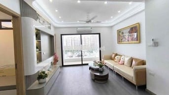 Hiếm quá - Chung cư tầng 15 sổ đỏ mặt phố Lê v Lương 70m2 chỉ 5,5 tỷ .