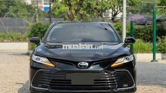 Toyota Camry 2023 2.0Q - 24,000 km. Siêu đẹp.
