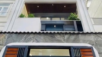 Chủ nhà kẹt nợ bán gấp nhà Lạc Long Quân Quận 11 – giá 4 tỷ800