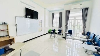 NHÀ MT Ở NGAY, 4.5x20M,  PN TRỆT- HẺM OTO KINH DOANH, 3 ĐỒNG TL