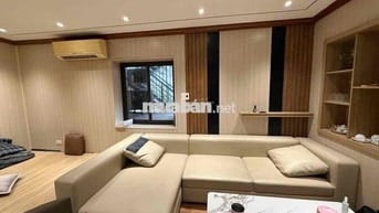 TRUNG TÂM ĐỐNG ĐA - Ô TÔ TRÁNH ĐỂ CHÂN CẦU THANG - DIỆN TÍCH RỘNG - 4