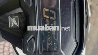 mới về click (thái)trắng tuyết xe zin hết mới tin