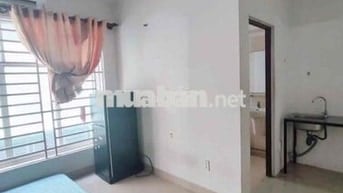 Căn hộ dịch vụ gần ngã tư thủ đức