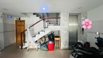 Bán Nhà 6 Tầng, Thang Máy, 6.5M X 13M, HXH Thông, Phú Thọ Hòa, Tân Phú