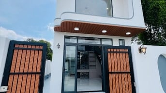 NHÀ SÂN VƯỜN 2PN2WC THIẾT KẾ HIỆN ĐẠI - TRUNG TÂM CHỢ NHỘN  NHỊP