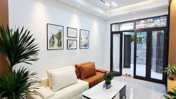 Nhà đẹp Kim Giang_Sau Đại Học Thăng Long _Ôtô gần, nhà mới full nội th