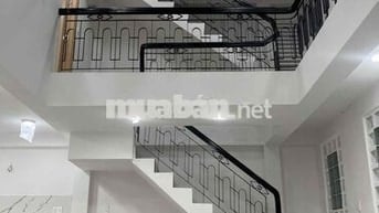 cho thuê nhà nguyên căn mới sạch sẽ. 3pn3wc Lê quang định p7, BT