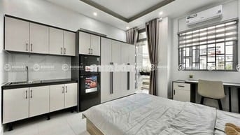 Căn hộ full nội thất ban công, cửa sổ thoáng mát Dạ Nam quận 8