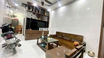 Bán nhà Quang Trung hà đông dt 36m 3tỷ1  3 tầng 4 ngủ