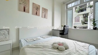 Căn hộ 2 phòng ngủ Tách bếp 50m Full nội thất Hoàng Hoa Thám Tân Bình