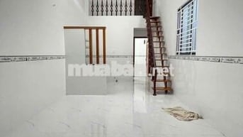 Nhà mới 100% 2 phòng Gần Chợ Cầu Ván