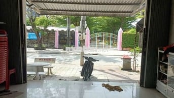 Hàng Ngộp Cần bán Nhanh Căn nhà Gần Chợ Việt Kiều 750tr Sổ Hồng Riêng