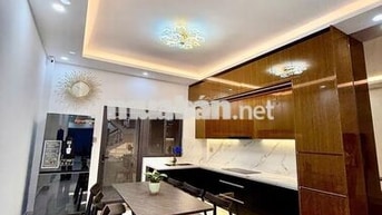 Bán nhà 4*22 88m2 đường xe tải 6m hoàn công 244m 11,2tỷ Phường 8 GV