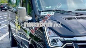 🚐 Ford Transit Tiêu Chuẩn 2023 – Xe Mới Cứng