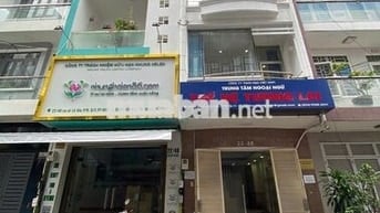Nhà cho thuê nguyên căn 22/ Lữ Gia. Giáp Q10. DT: 4,5 x 18m, 4 lầu đẹp