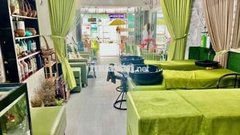 Sang tiệm Hair Beauty Nail &Spa