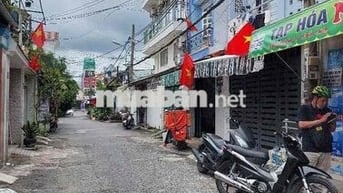 Bán nhà C4 Dương Quảng Hàm | 125m2 A4 | 15.6 Tỷ | Hxh 1/ cách MT 50m