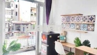 Phòng trọ quận 4, bancol tách bếp, Full nội thất, gần ULAW, NTTU