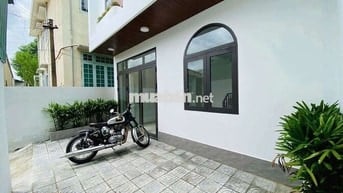 Bán nhà 2 tầng và 4 phòng trọ đường Âu Cơ gần chợ Hòa Khánh