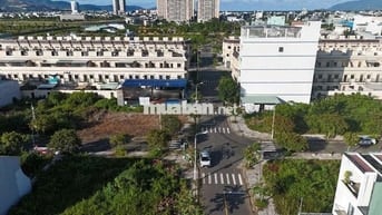 Cặp góc ngã 4 KĐT Lakeside,diện tích 255m2  ngang 13m