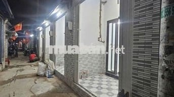 Nhà 994 mặt tiền đường huỳnh tấn phát q7