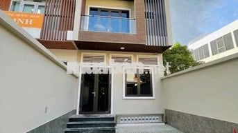 Mặt Tiền Kinh Doanh Hoàng Hoa Thám 1 hầm 1 trệt 2 Lầu 7 phòng. có pccc